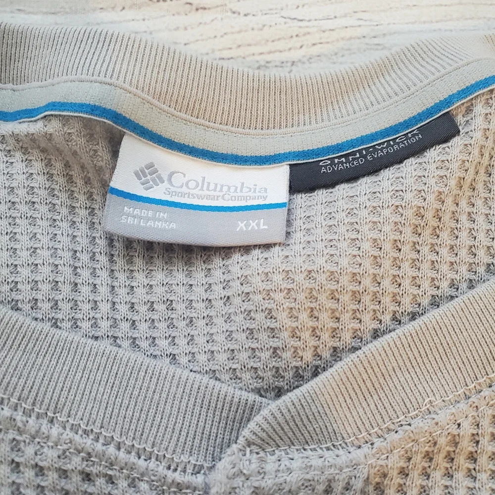 NWT Columbia crew neck long sleeve tan waffle shirt.  Size XXL. - Picture 2 of 7